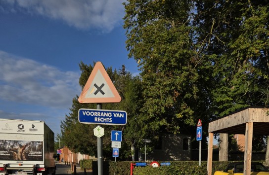  (vergroot foto)