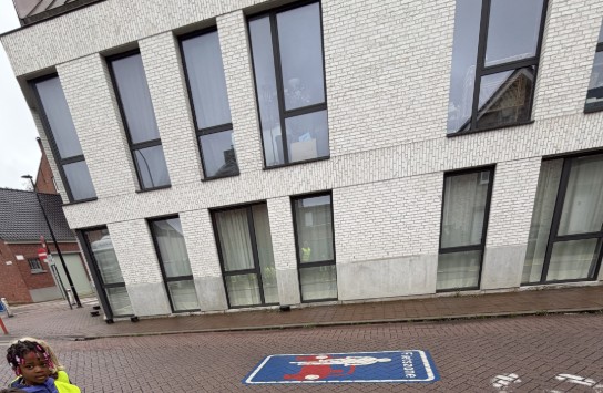  (vergroot foto)